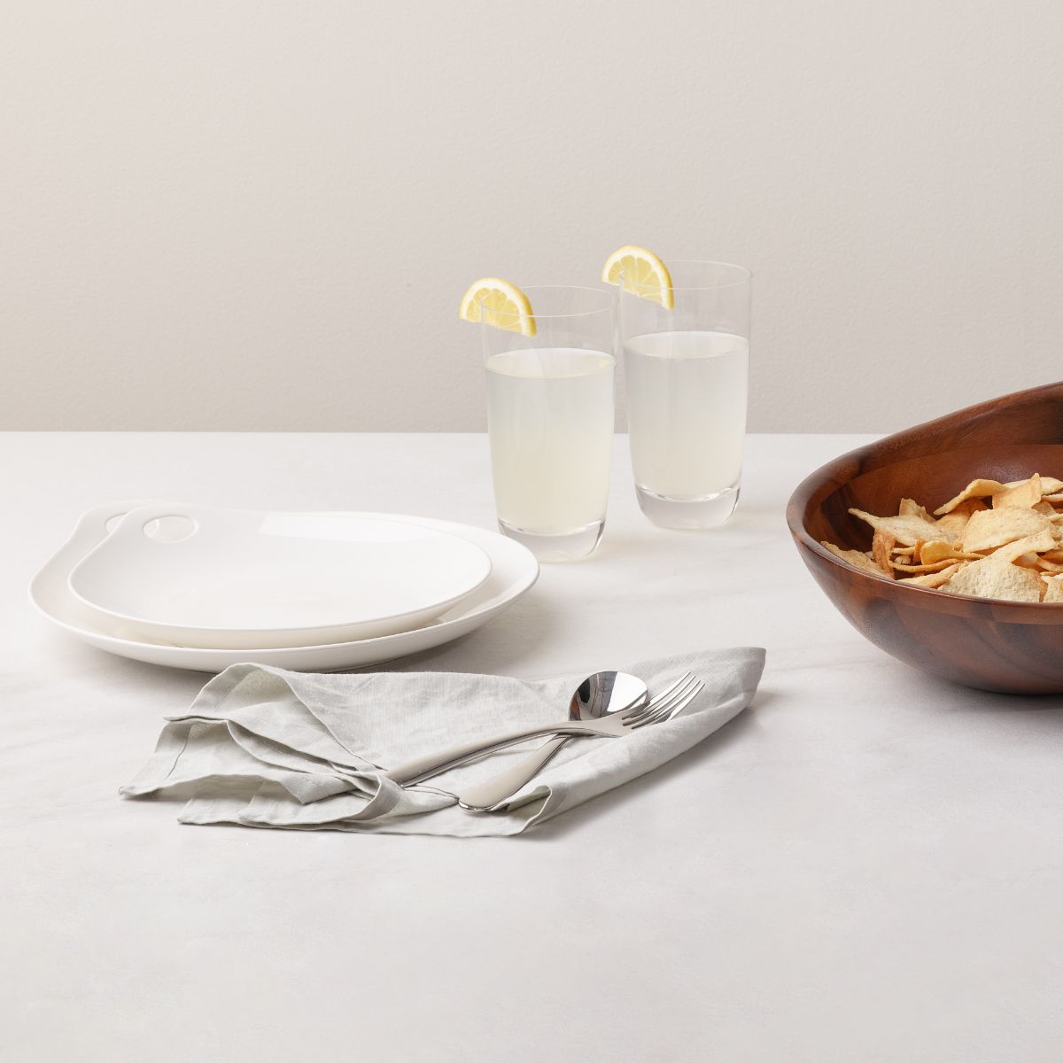 Portables Salad Plate - 9in. image number null